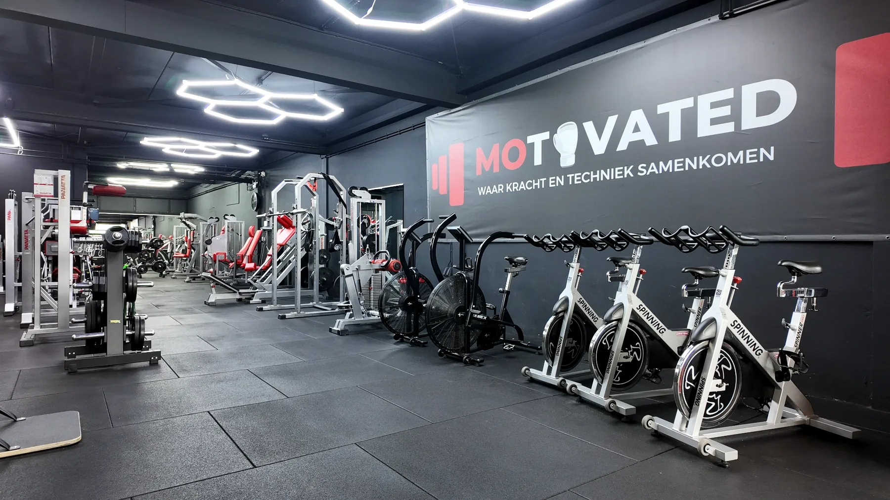 Brand wall van MOTIVATEDGYM